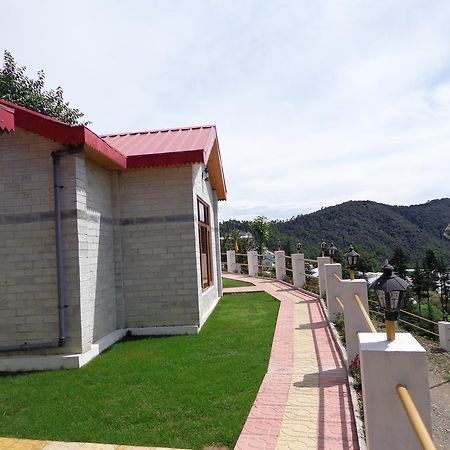 Village Live In Resort Chail ภายนอก รูปภาพ
