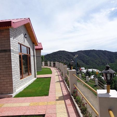 Village Live In Resort Chail ภายนอก รูปภาพ