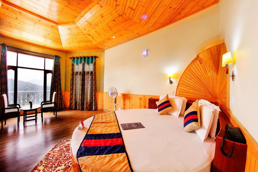 Village Live In Resort Chail ภายนอก รูปภาพ